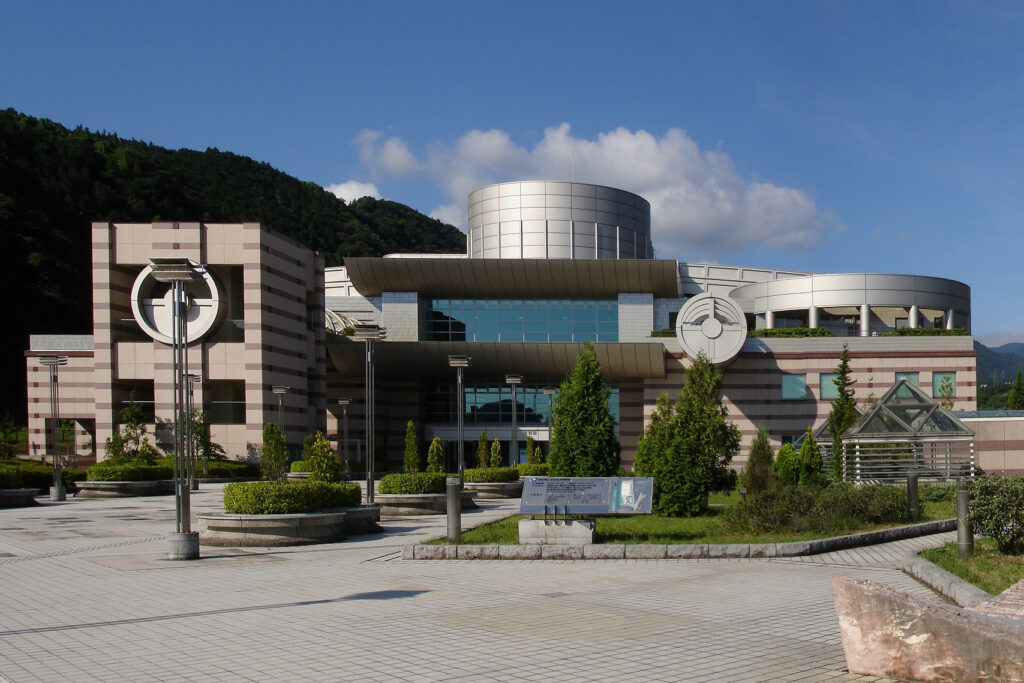 神奈川県立生命の星・地球博物館